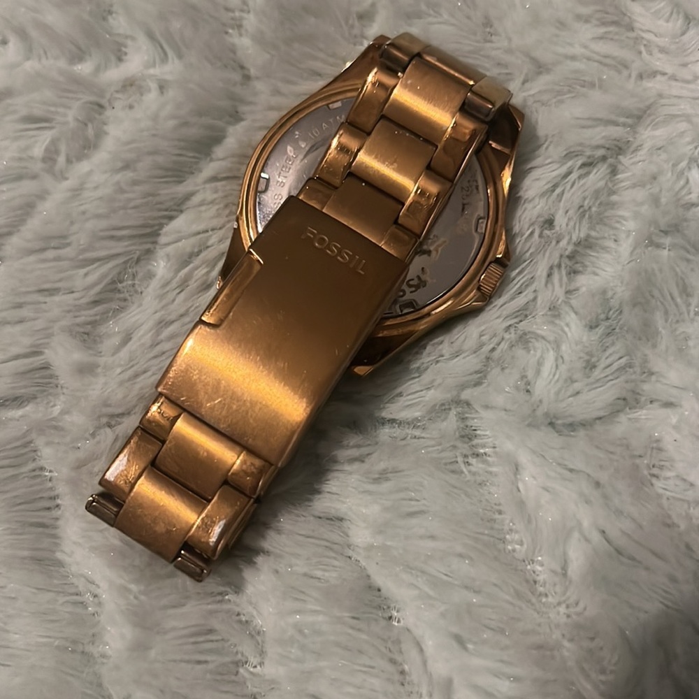 Fossil Watch - Picture 3 of 6